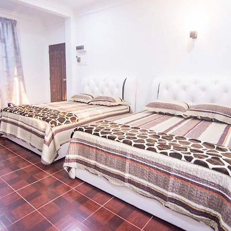 Wan Danisha Villa Inn コタバル エクステリア 写真