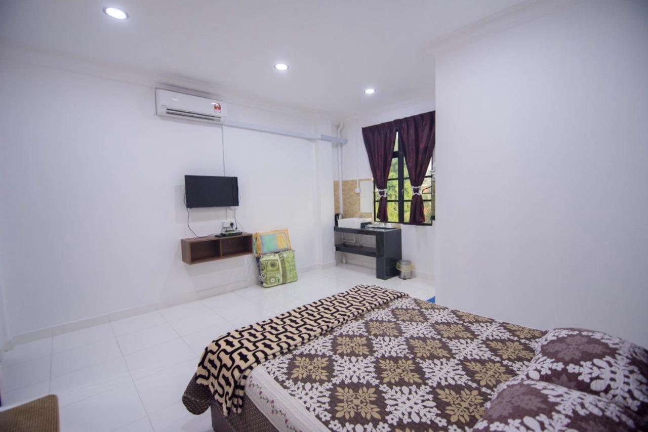 Wan Danisha Villa Inn コタバル エクステリア 写真